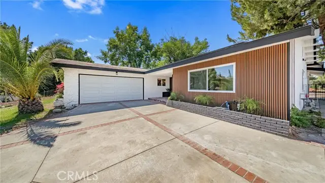 22137 Gresham Street, Canoga Park, CA 91304 - Image #1