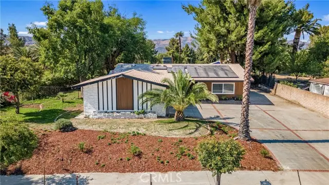 22137 Gresham Street, Canoga Park, CA 91304 - Image #3