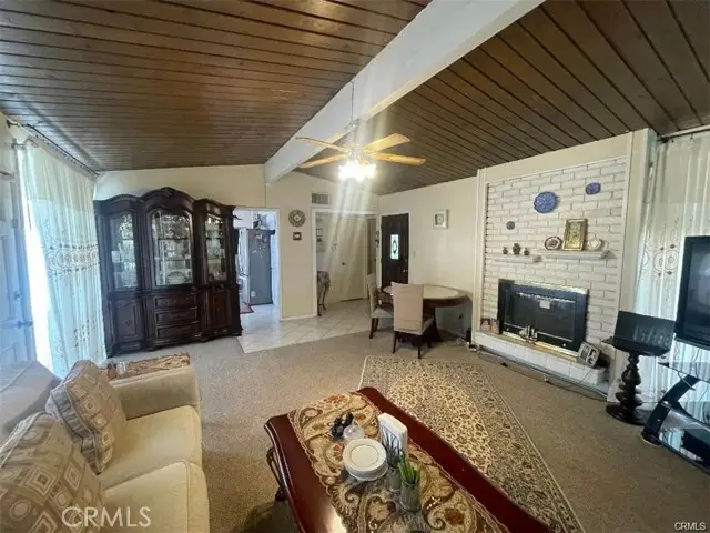 8458 Canby Avenue, Northridge, CA 91325 - Image #2