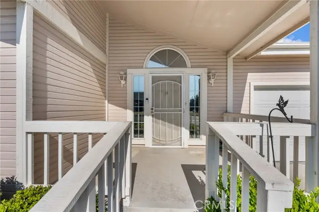 27828 Spyglass Lane, Santa Clarita, CA 91351 - Image #3