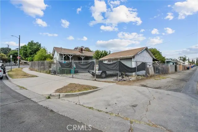 14930 Hubbard St, San Fernando Valley, CA 91342 - Image #3