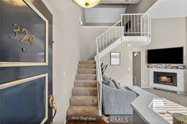 26964 Flo Lane #324, Canyon Country (santa Clarita), CA 91351