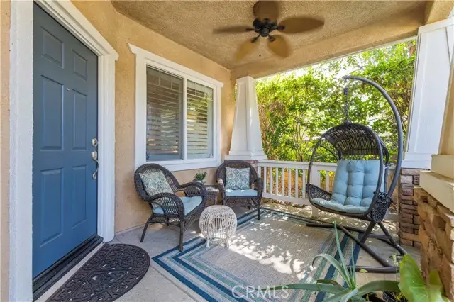 27879 Alta Vista Avenue, Valencia, CA 91355 - Image #2