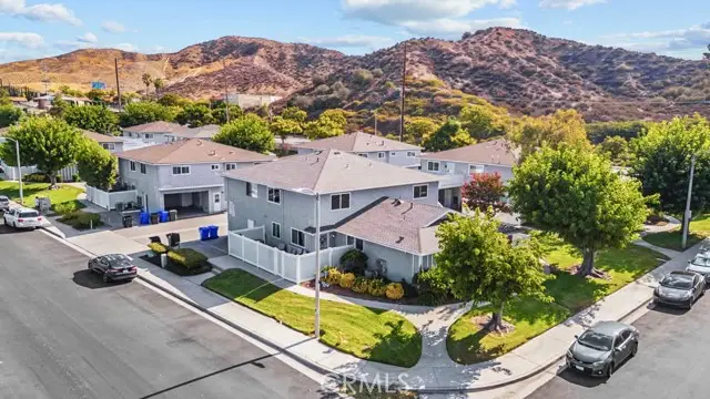 20715 Dot St, Santa Clarita, CA 91350 - Image #2