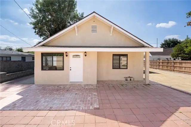 10824 Foothill Boulevard, Sylmar, CA 91342 - Image #1