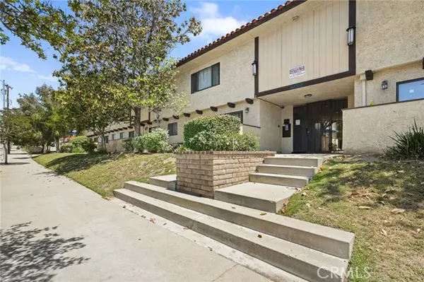 13540 Hubbard Street #21, Sylmar (los Angeles), CA 91342