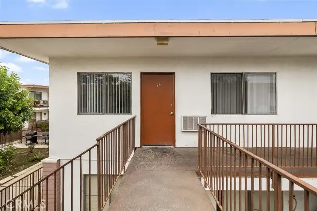 13040 Dronfield Avenue #25, Sylmar, CA 91342 - Image #2