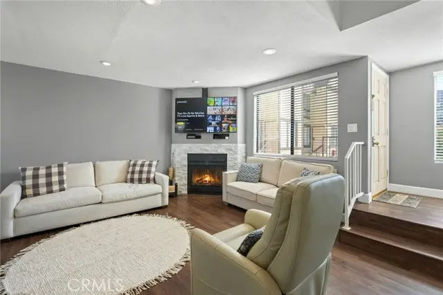 21720 Hart #9, Canoga Park, CA 91303 - Image #1