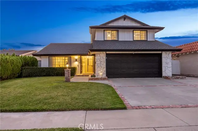 27419 Fairport Avenue, Santa Clarita, CA 91351 - Image #1