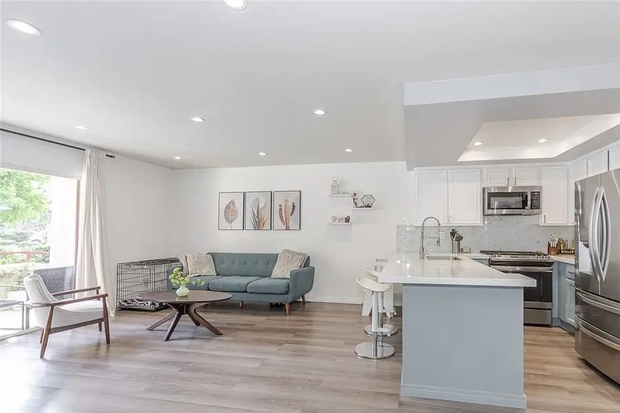 6825 Alabama Avenue #111, Canoga Park, CA 91303 - Image #2