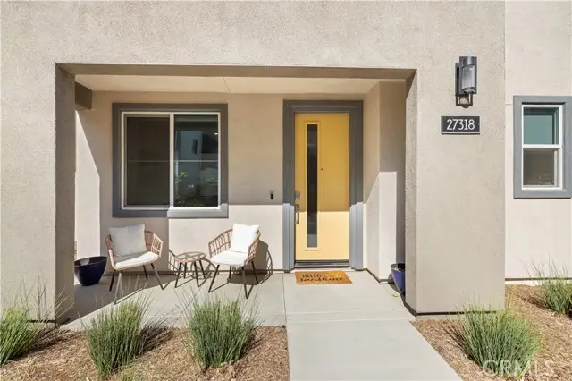 27318 Maverick Place, Valencia, CA 91381 - Image #2