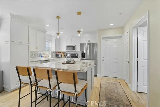 21711 Doss Place, Santa Clarita, CA 91350 - Image #3