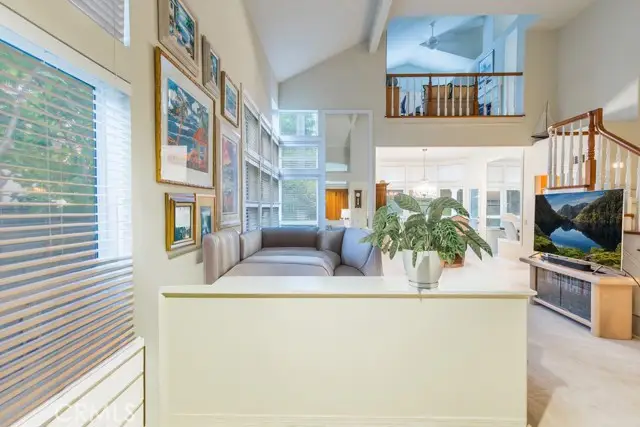 658 Elevar, Simi Valley, CA 93065 - Image #3