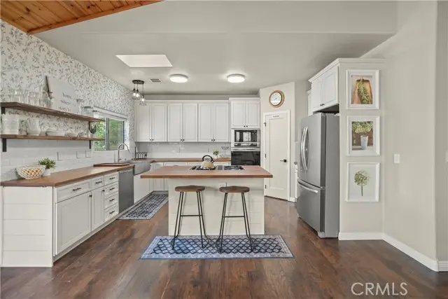 15524 Mil Potrero Hwy, Pine Mountain Club, CA 93222 - Image #3