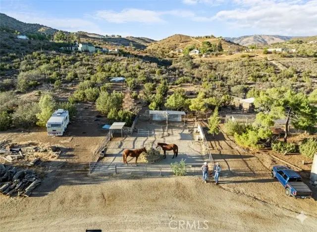 32901 Hawley Road, Acton, CA 93510 - Image #3