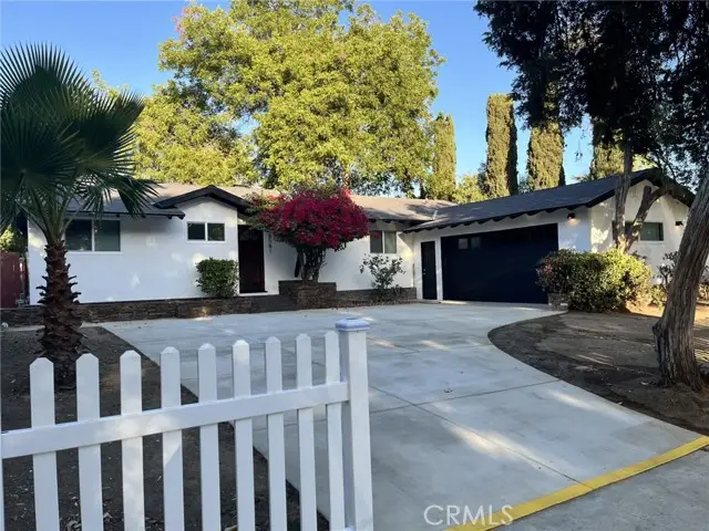 8581 Owensmouth, Canoga Park, CA 91304 - Image #1