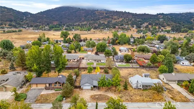 30000 Jamaica Dunes Drive, Tehachapi, CA 93561 - Image #3