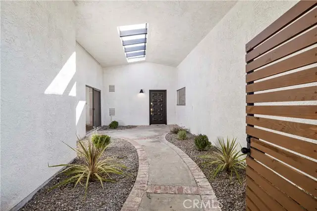 12648 Darla Avenue, Granada Hills, CA 91344 - Image #2