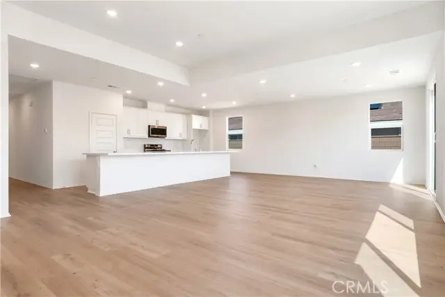 13743 Mesa View Drive, Victorville, CA 92392 - Image #3