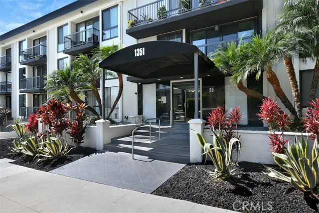 1351 N Crescent Heights Boulevard #114, West Hollywood, CA 90046 - Image #3
