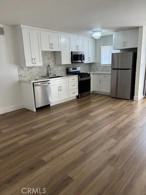 18530 Hatteras Street #326, Tarzana, CA 91356 - Image #3