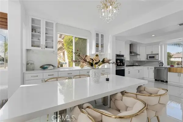 6997 Sale Avenue, West Hills (los Angeles), CA 91307