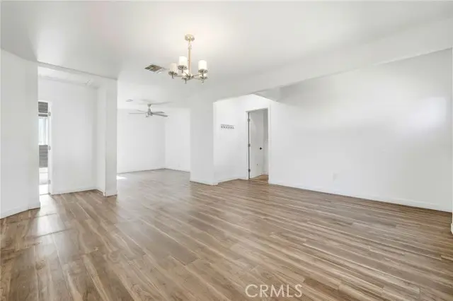 18308 Gresham, Northridge, CA 91325 - Image #2