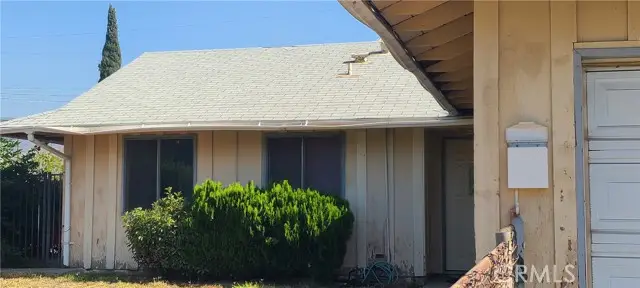 11010 Borden, Pacoima, CA 91331 - Image #3