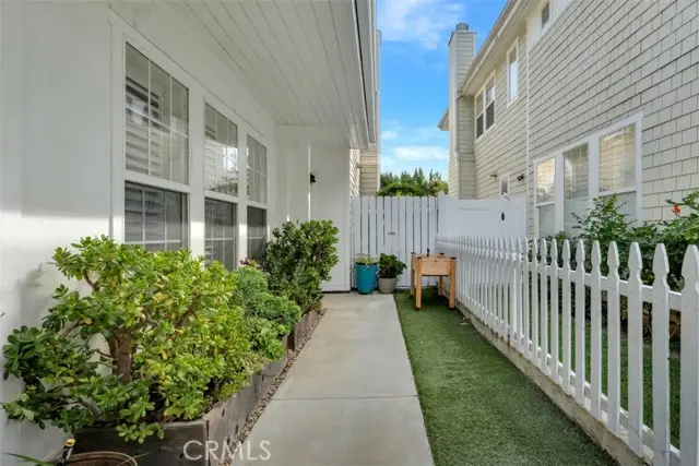 20150 Hemmingway Street, Winnetka, CA 91306 - Image #3