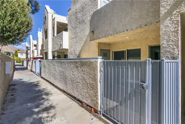 18209 Sierra Highway #35, Santa Clarita, CA 91351 - Image #2