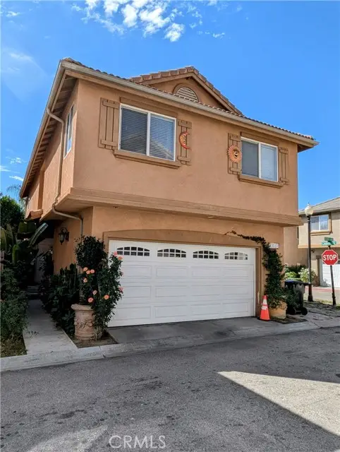 13717 Deane Lane, Sylmar (los Angeles), CA 91342