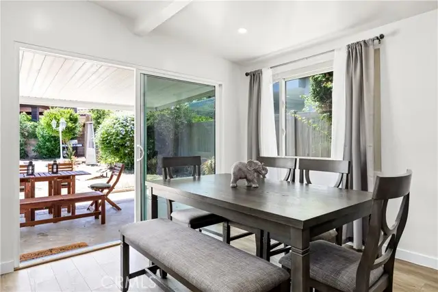 6535 Mary Ellen Avenue, Van Nuys, CA 91401 - Image #2