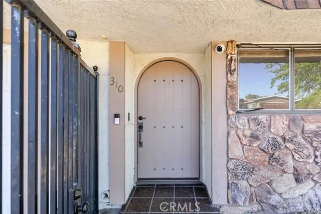 310 Susan Court, Palmdale, CA 93551 - #2