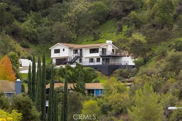 981 Glen Oaks, Pasadena, CA 91105