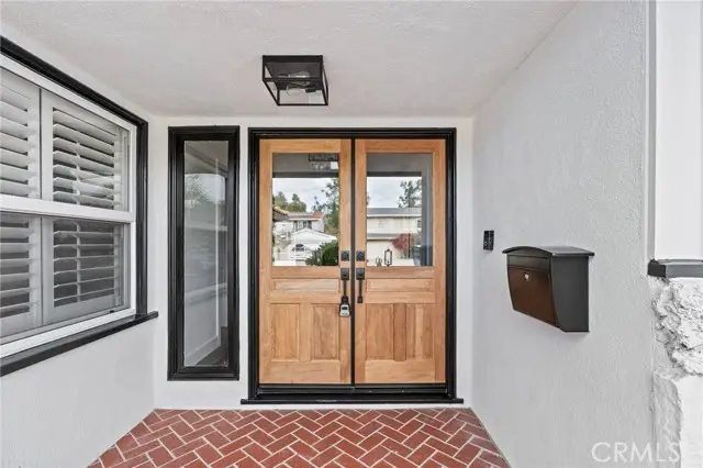 23642 Community St, Canoga Park, CA 91304 - Image #3