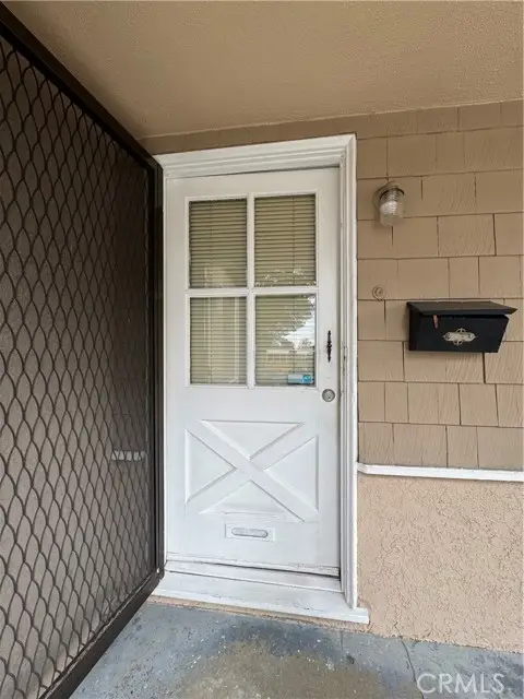 7044 Bertrand, Reseda (los Angeles), CA 91335