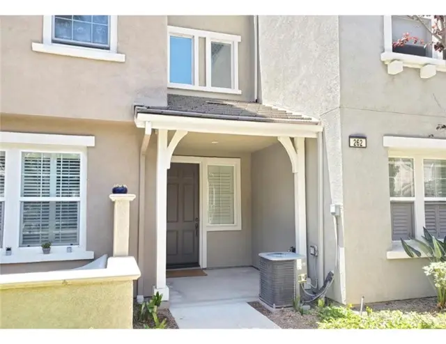 262 Lightwood Street, Camarillo, CA 93012 - Image #1