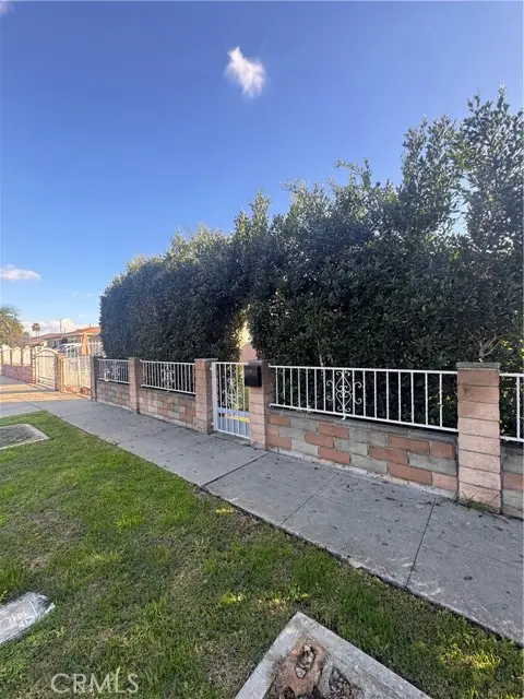 806 E 91st, Los Angeles, CA 90002 - Image #2