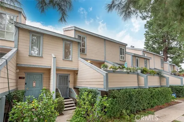 9901 Independence Avenue #D, Chatsworth (los Angeles), CA 91311