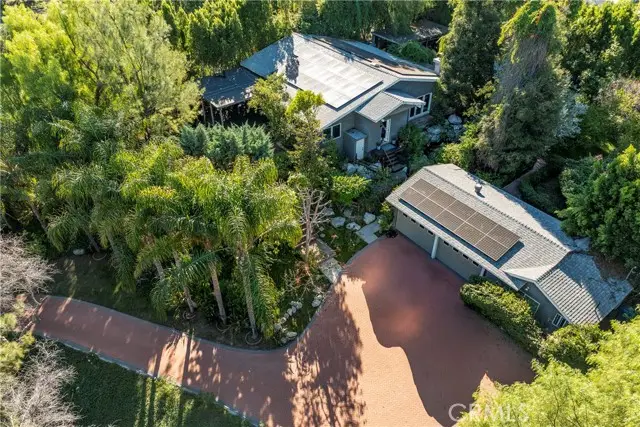 5653 Shirley Avenue, Tarzana, CA 91356 - Image #1