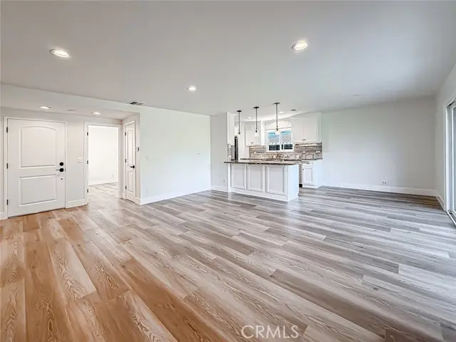 23275 Hamlin, West Hills, CA 91307 - Image #3