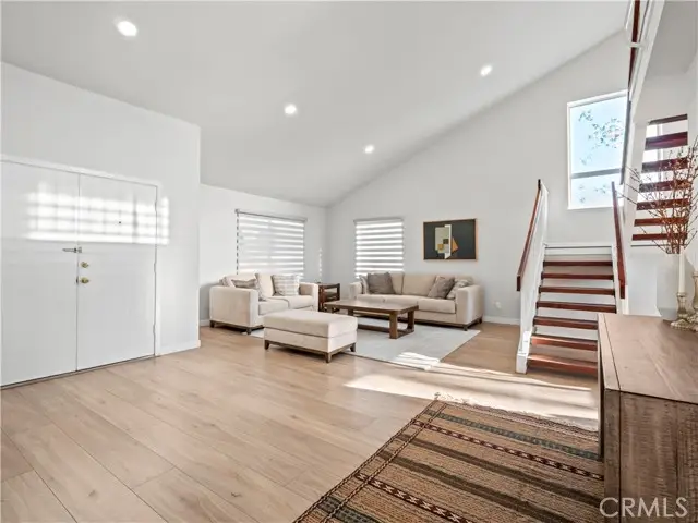 23208 Cuervo, Valencia, CA 91354 - Image #2