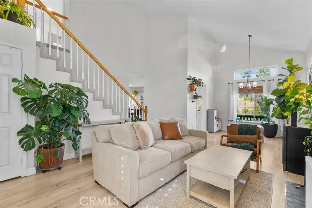 21625 Farmington, Santa Clarita, CA 91350 - #2