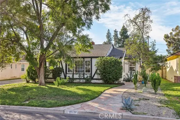 6539 Blucher Avenue, Van Nuys (los Angeles), CA 91406