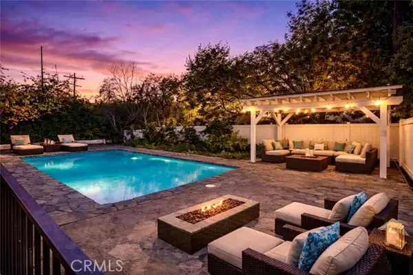 11814 Hesby Street, Valley Village, CA 91606