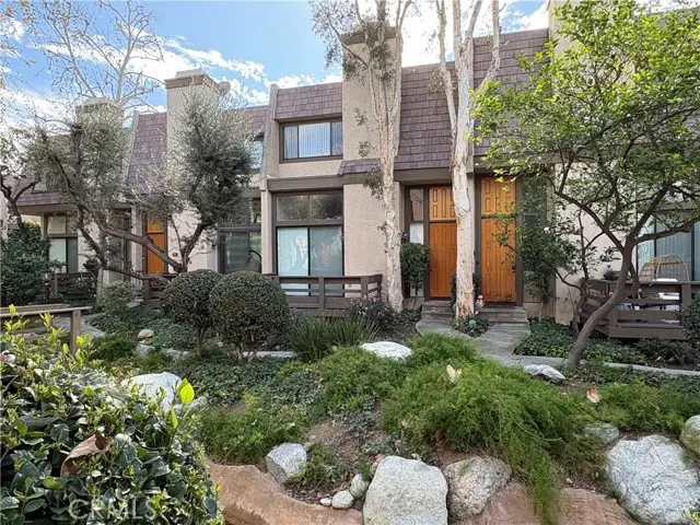 9000 Vanalden Avenue #175, Northridge, CA 91324 - Image #1