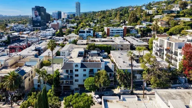 1129 Larrabee Street #10, West Hollywood, CA 90069 - Image #3