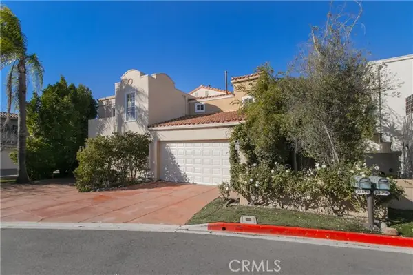 23057 Park Este, Calabasas, CA 91302