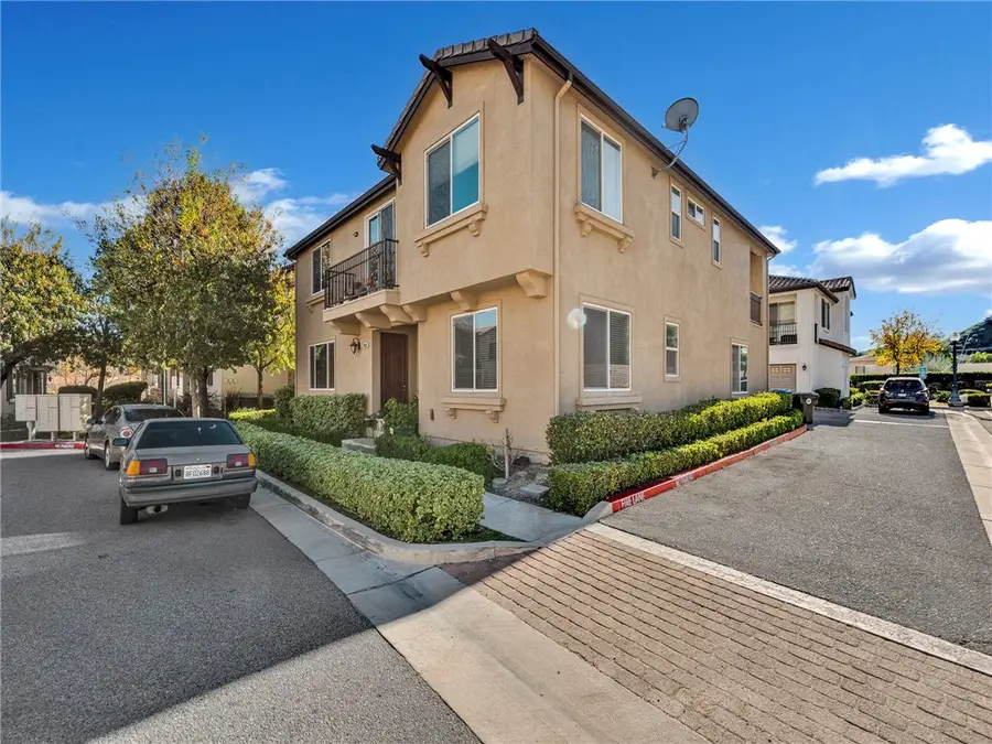28040 Catherine, Santa Clarita, CA 91351 - #2