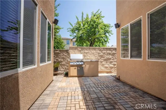 11480 Autumn Glen Court, Porter Ranch, CA 91326 - Image #2